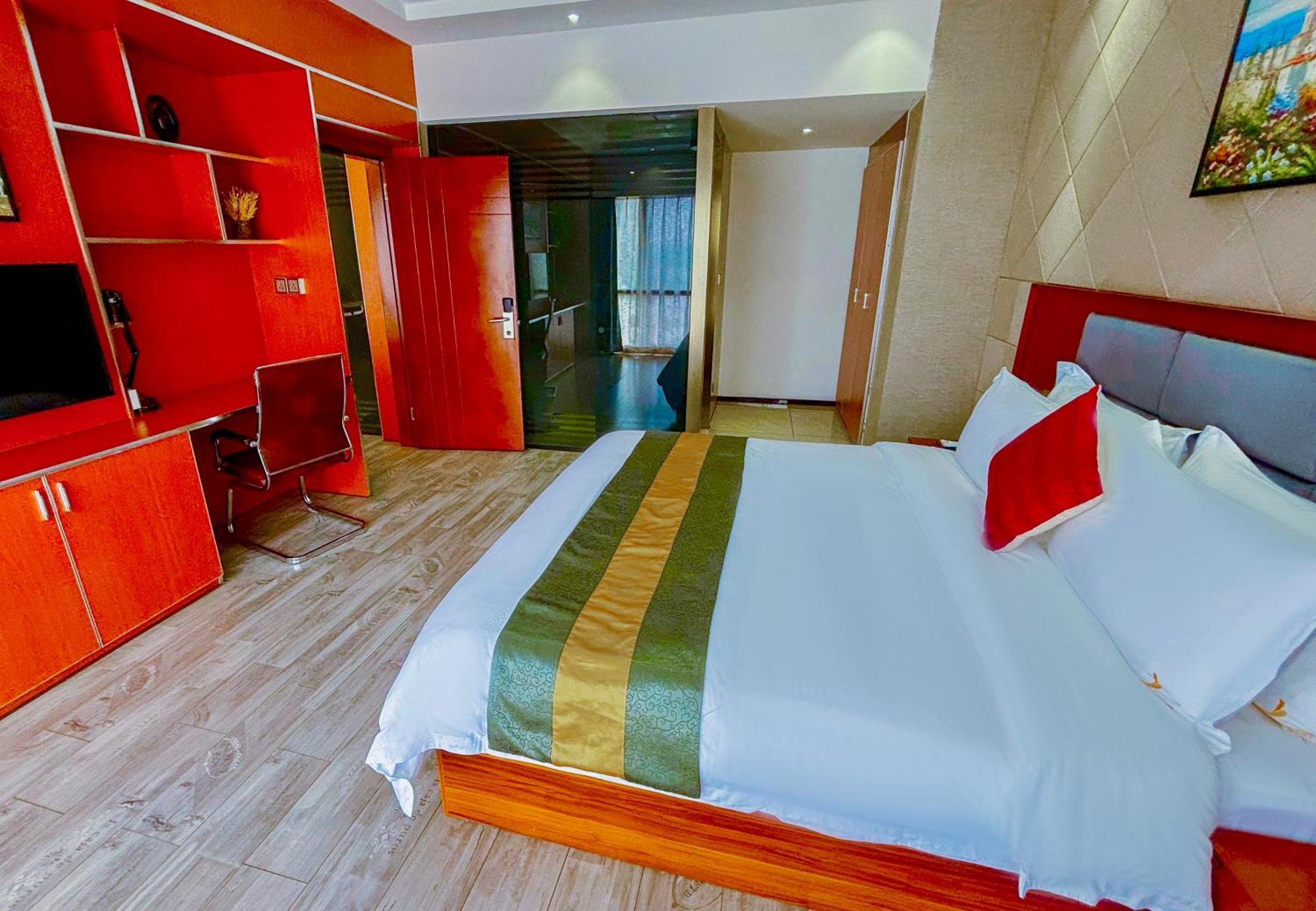 Swiss Lenana Mount Hotel Nairobi Kamer foto